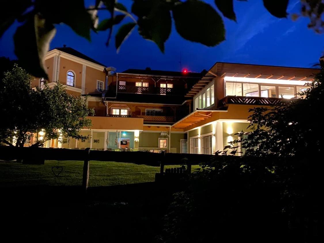 Landhotel Timmerer Möderbrugg Exteriér fotografie